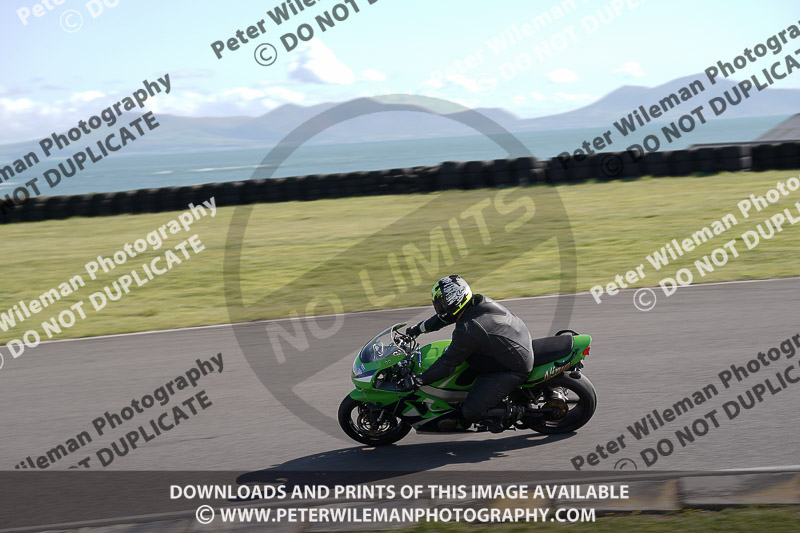 anglesey no limits trackday;anglesey photographs;anglesey trackday photographs;enduro digital images;event digital images;eventdigitalimages;no limits trackdays;peter wileman photography;racing digital images;trac mon;trackday digital images;trackday photos;ty croes